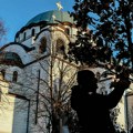 "Lenji su, krivi su za ratove, hram svetog save je džamija"! Lažni turistički vodiči urnišu Srbe, među njima i Rusi