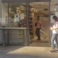 Prvi snimci posle pucnjave u supermarketu u Grčkoj: Bili smo prestravljeni, mislili smo da je teroristički napad (video)