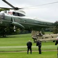 Drama na nebu, hitno sleteo Trampov helikopter Hitno se oglasila Bela kuća