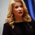 Sandra Božić napadnuta na ulici: Žena na motoru je udarala kroz prozor automobila
