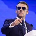 Macron tvrdi da Trump pokušava putem trgovinske politike da podredi EU