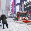 Očekuje se više od 70 centimetara snega; Na snazi totalna zabrana kretanja FOTO/VIDEO