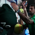 Đoković ponovo na terenu, publika u Rimu ga dočekala aplauzom