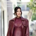 Najlepša žena na svetu oblači sinove u haljine za princeze: tvrdi da joj je gadno da legne sa muškarcem