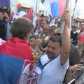 Kragujevčani pružili podršku na skupu „Srbija – jedna porodica“ u Beogradu