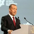 Medvedev: Japan je američki vazal
