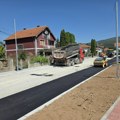 Asfaltira se drugi deo ulice 22. divizije