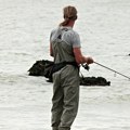 Godišnja dozvola za ribolov 9.000 dinara, u zaštićenim područjima do 10.000 dinara