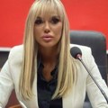 Najlepša srpska političarka iznenadila: Od danas se bavim zaštitom muškaraca, niko se ne pita kroz šta prolaze