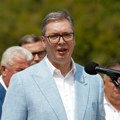 Vučić: Srbijo, srećan Dan srpskog jedinstva, slobode i nacionalne zastave