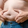 Smeta vam višak kilograma i kako izgledate: Sakrijte stomak uz ovaj jednostavan trik!