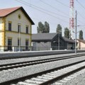 Apel Infrastrukture železnice: Kretanje po pruzi opasno po život i zabranjeno