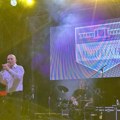 „Ovde nema zabranjenih gostiju“: Topalko otvorio letnji festival u niškoj Medijani, jedinoj „opozicionoj“ opštini u Srbiji…