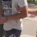 Policija u Žablju u kući osumnjičenog pronašla nelegalno automatsko oružje i municiju