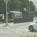 Zbunjujući saobraćajni znakovi i nebezbedni ivičnjaci: Kako u krug na Terazijama?