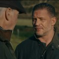 Šta se dešava iza kamera serije „MobLand“? Tom Hardi navodno više nije deo projekta