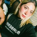 Tragedija koja je potresla milione: Glamurozna influenserka (30) pronađena mrtva, njena poslednja poruka otkrila kroz šta je…