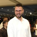 Oženio se Cvija! Tajno venčanje, mlada blista u venčanici sa čipkom
