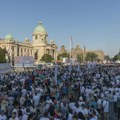 Arhiv javnih skupova: U posedu smo snimka nastalog tokom govora Vučića, moguće izbrojati pristune