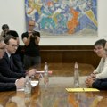 Vučić sa Zaracinom o ishodu sastanka u Briselu: Beograd ostaje posvećen dijalogu