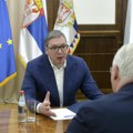 Državnik Vučić i visoka umetnost neutralnosti: Švajcarski "Veltvohe" o pritiscima na Srbiju i finoj liniji između blokova…