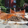 Investitori raskopvaju i zatrpavaju trotoare, Direkcija ih asfaltira i betonira