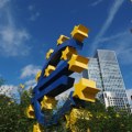 Evropska centralna banka smanjila ključnu kamatnu stopu za četvrtinu, zbog trgovinskog rata Trampa
