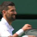 Novak 99. pobedu na Vimbldonu proslavio novim pumpanjem (VIDEO)