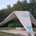Kod Sinja oskrnavljen spomenik partizanima koje su streljale ustaše
