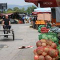 Da li su pijace na rubu opstanka? Prodaja povrća opada, sve manje domaćica pravi zimnicu (video, foto)
