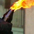 Upao u dvorište kuće, razbio prozor i bacio molotovljev koktel: Drama na Čukarici, ima i povređenih!
