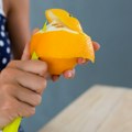 Velika greška pri jedenju pomorandže: "Mnogi ga bacaju, ali taj deo je pun vitamina"