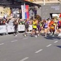 Polumaratonskom trkom zvanično počeo 39. Beogradski maraton, evo zašto je istorijski