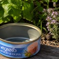 Konzerve od tunjevine svi bacaju, a uz jednostavan trik mogu da vam promene ceo dom