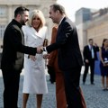 Brižit Makron iznenadila potezom prema Zelenskom: Svi pričaju o tome kako ga je pozdravila na paradi