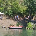 Spektakl u Brodarevu, najbolji bio Petar iz Užica: Skakali sa platforme visoke 11 metara u Lim