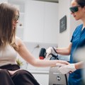 Ko vam i kojim laserom uklanja dlačice sa tela? Najčešći razlozi neuspešne laserske epilacije