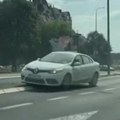 Automobil kod Hale „Jezero“ prešao u suprotnu saobraćajnu traku