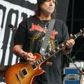 Umro Fil Kempbel, gitarista grupe Motorhead