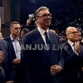 Predizborni miting SNS u Kragujevcu, Vučić: Srbija neće da se vraća u godine katančenja fabrika, hoće moderne auto-puteve…