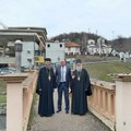 Hilandarski iguman Metodije poklonio knjige i za biblioteku u Vranjskoj Banji