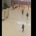 Hrabrost bez granica: Posetilac Krokusa razoružao teroristu koji je pucao na ljude (VIDEO)