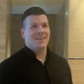 "Majka nije imala pare da mi kupi kiflu, stalno sam bio bolestan" Sloba odrastao u nemaštini, snimio sina u kod bake u…