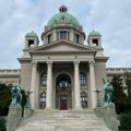 Skupština usvojila set zakona: Alimentacioni fond, medijski zakoni i nova zaduženja