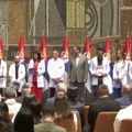 Dodeljeni ugovori o radu najboljim diplomcima medicinskih fakulteta i srednjih medicinskih škola