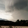 Zbog olujnog nevremena više od 7.400 potrošača ostalo bez struje u Ljubljani