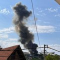 Lokalizovan požar na Zvezdari Goreo je krov hale, sa vatrenom stihijom borila su se 44 vatrogasca