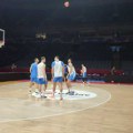 Kurir na treningu orlova: Nema Jokića, poslednje pripreme košarkaša Srbije za spektakl sa Slovenijom!