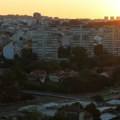 Alarmantno upozorenje za Beli Potok: "Pojavio se manijak, prati devojčice koje se uveče vraćaju kući"