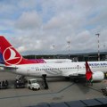 Specijalci opkolili avion, drama na letu za popularnu destinaciju: Svi putnici hitno evakuisani